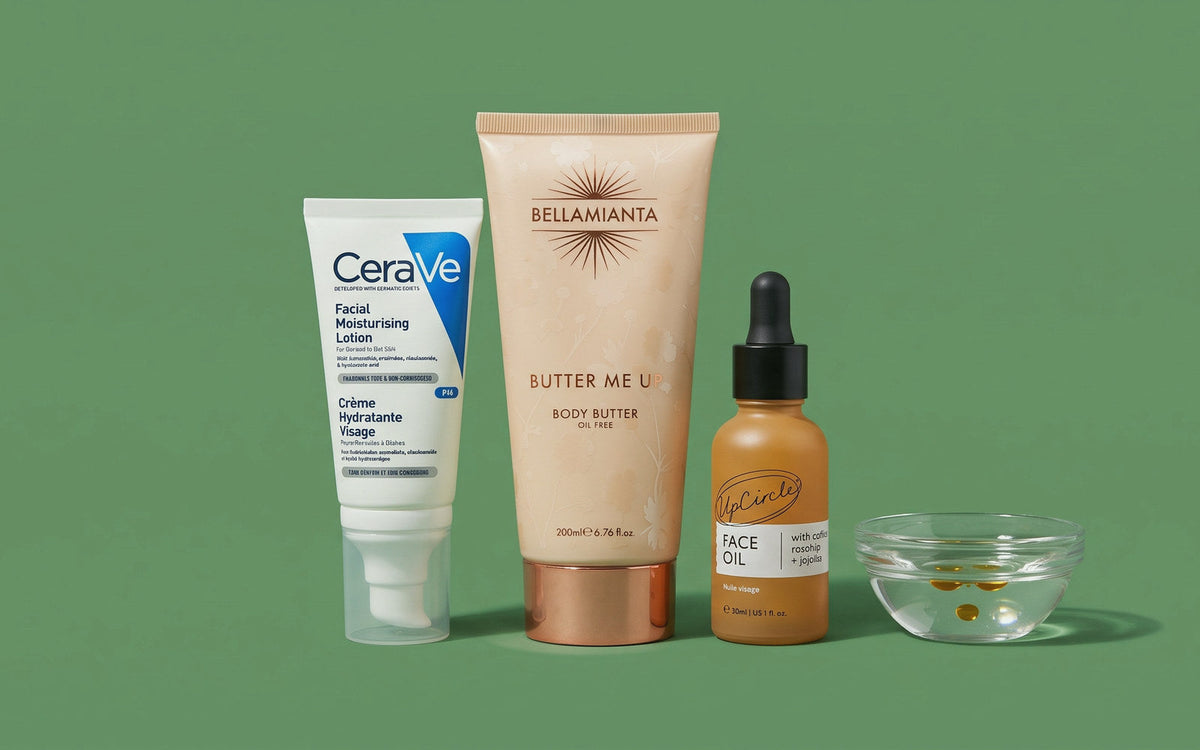 CeraVe Facial Moisturising Lotion, Bellamianta Butter Me Up Body Butter og UpCircle Ansigtsolie med Kaffe og Hybenolie på grøn baggrund