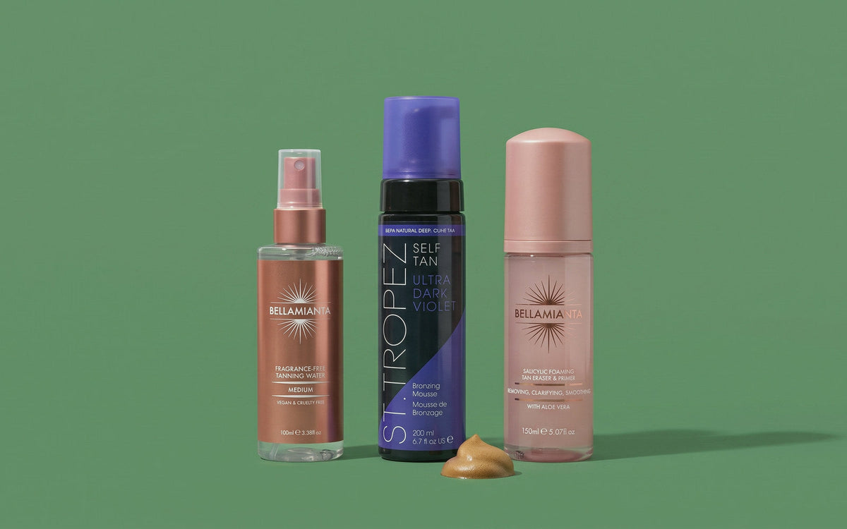 Bellamianta Fragrance Free Tanning Water Medium, ST. Tropez Self Tan Ultra Dark Violet Bronzing Mousse og Bellamianta Salicylic Foaming Tan Eraser & Primer på grøn baggrund